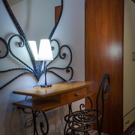 Kalypso Hotel Primorsko Luaran gambar