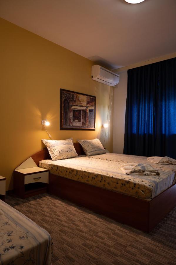 Kalypso Hotel Primorsko Luaran gambar