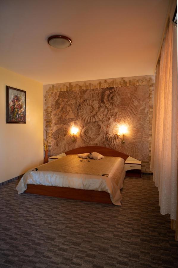 Kalypso Hotel Primorsko Luaran gambar